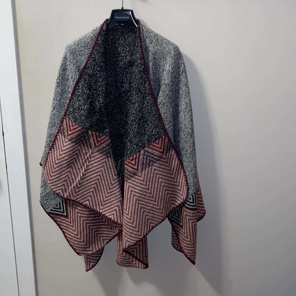 Gray & Red Zigzag Shawl